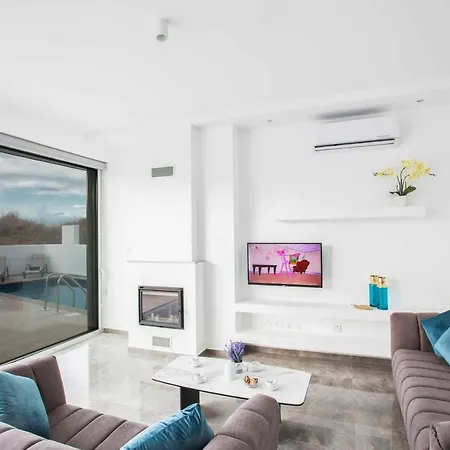 Olivine 24 *